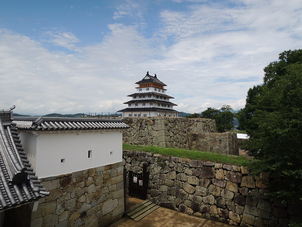 Tsuyama Castle Ruins